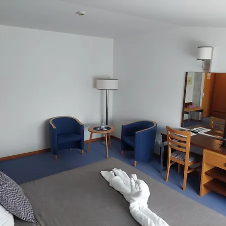 Szálloda Feira Pedra Bela