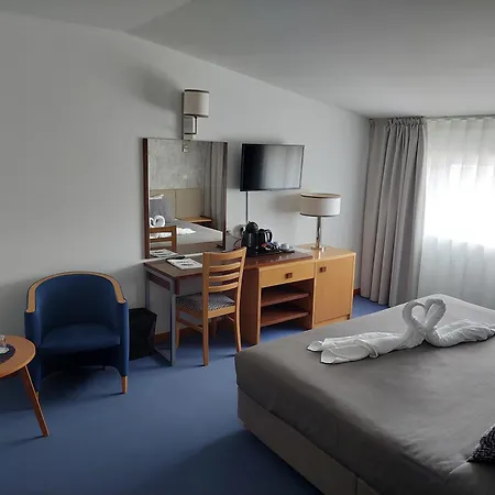 Szálloda Feira Pedra Bela 4*