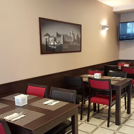 Szálloda Feira Pedra Bela