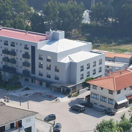 德费拉佩德拉贝拉酒店 酒店 圣玛丽亚大德费拉