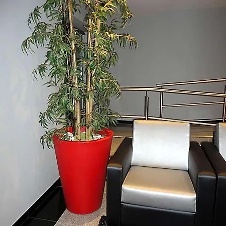 Hotel Feira Pedra Bela 4*