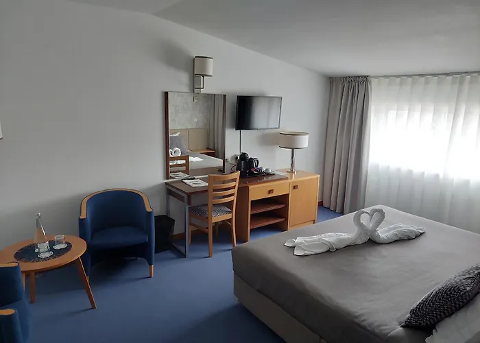 Szálloda Feira Pedra Bela 4*