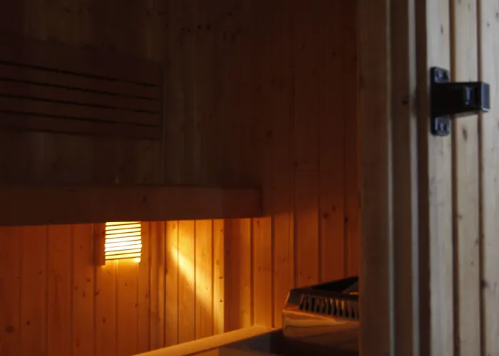 德费拉佩德拉贝拉酒店 4*