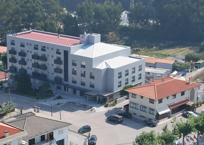 德费拉佩德拉贝拉酒店 酒店 圣玛丽亚大德费拉