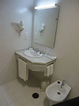 德费拉佩德拉贝拉酒店 4*