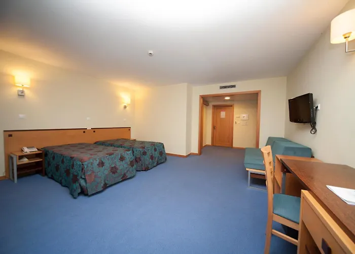 酒店 德费拉佩德拉贝拉酒店 4*