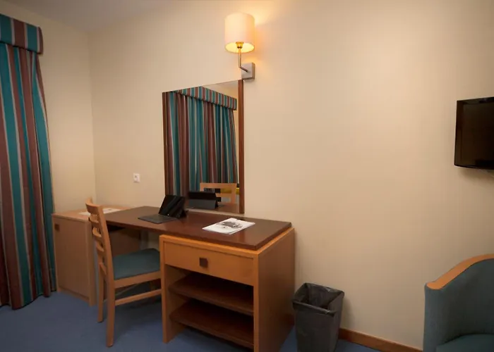 德费拉佩德拉贝拉酒店 酒店