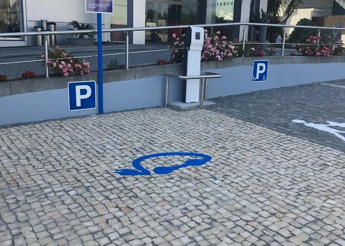 德费拉佩德拉贝拉酒店 酒店 圣玛丽亚大德费拉